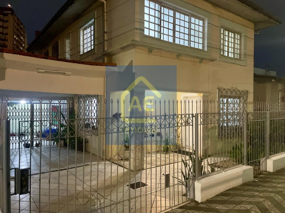 Sobrado à venda  no Centro - Itajaí, SC. Imóveis