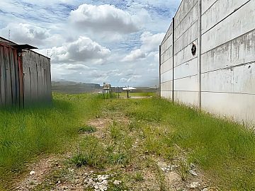 TERRENO PRONTO PARA CONSTRUIR