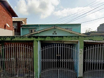 CASA A VENDA BAIRRO CORDEIROS